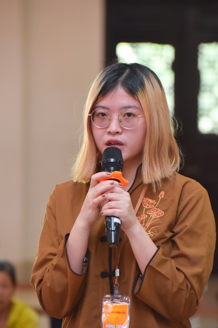 Nhóm “Hành Trình Thiện Duyên”: Một ngày sinh hoạt và tu học tại chùa Hoằng Pháp