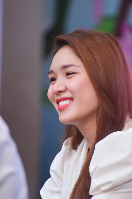 Nhóm “Hành Trình Thiện Duyên”: Một ngày sinh hoạt và tu học tại chùa Hoằng Pháp