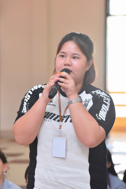 Nhóm “Hành Trình Thiện Duyên”: Một ngày sinh hoạt và tu học tại chùa Hoằng Pháp