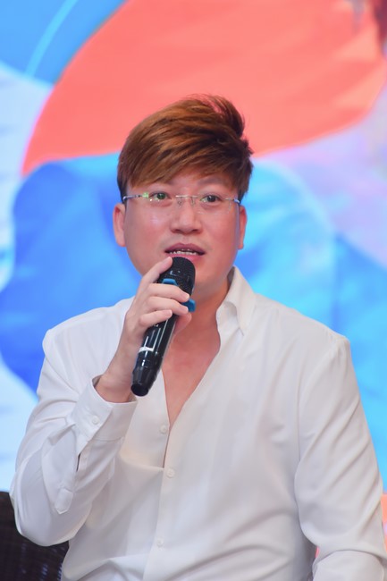 Nhóm “Hành Trình Thiện Duyên”: Một ngày sinh hoạt và tu học tại chùa Hoằng Pháp