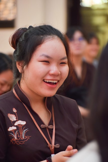 Nhóm “Hành Trình Thiện Duyên”: Một ngày sinh hoạt và tu học tại chùa Hoằng Pháp