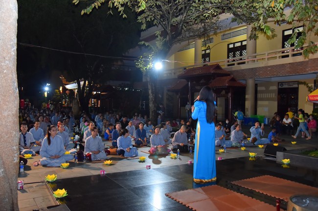 Lễ sám hối danh hiệu Bồ Tát Quán Thế Âm