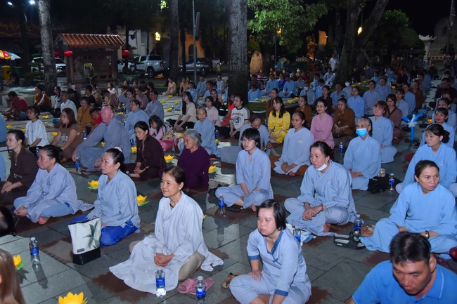 Lễ sám hối danh hiệu Bồ Tát Quán Thế Âm