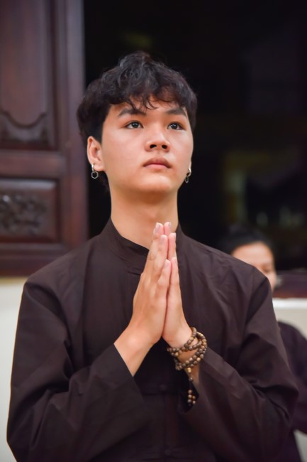 Lễ sám hối danh hiệu Bồ Tát Quán Thế Âm