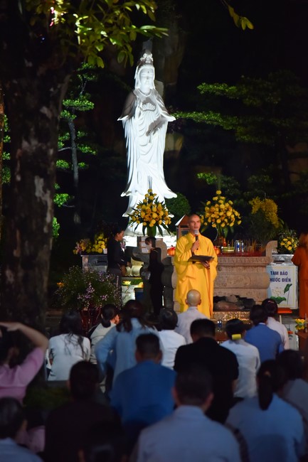 Lễ sám hối danh hiệu Bồ Tát Quán Thế Âm