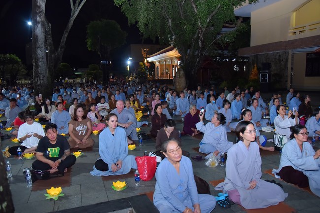 Lễ sám hối danh hiệu Bồ Tát Quán Thế Âm