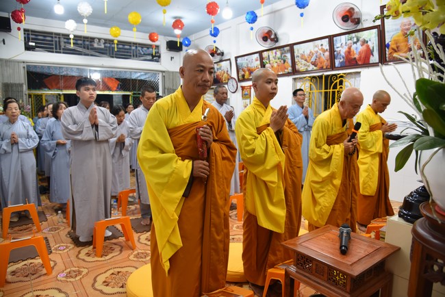 The 9th One-Day Retreat at Minh Chat ashram in Can Tho