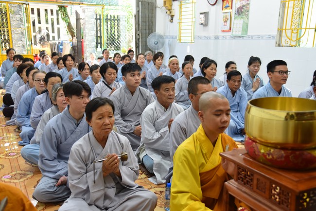 The 9th One-Day Retreat at Minh Chat ashram in Can Tho