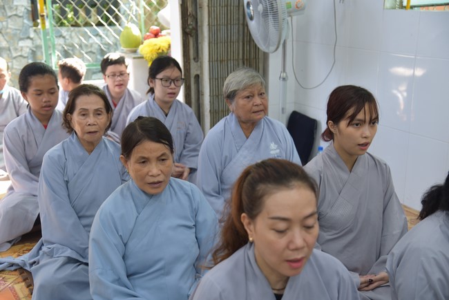 The 9th One-Day Retreat at Minh Chat ashram in Can Tho