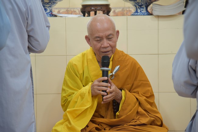 The 9th One-Day Retreat at Minh Chat ashram in Can Tho