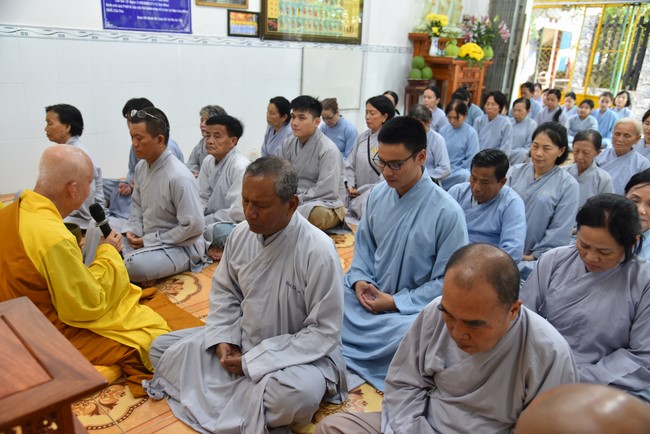 The 9th One-Day Retreat at Minh Chat ashram in Can Tho