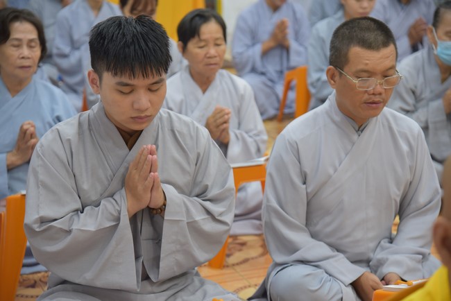 The 9th One-Day Retreat at Minh Chat ashram in Can Tho