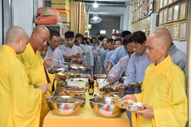 The 9th One-Day Retreat at Minh Chat ashram in Can Tho