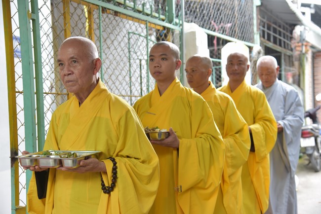 The 9th One-Day Retreat at Minh Chat ashram in Can Tho