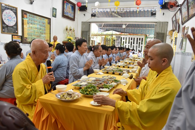 The 9th One-Day Retreat at Minh Chat ashram in Can Tho