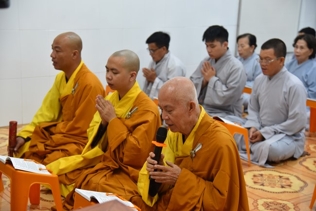 The 9th One-Day Retreat at Minh Chat ashram in Can Tho