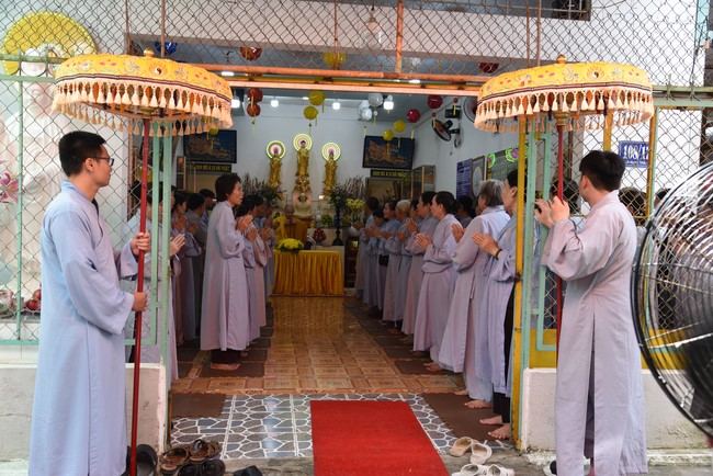 The 9th One-Day Retreat at Minh Chat ashram in Can Tho