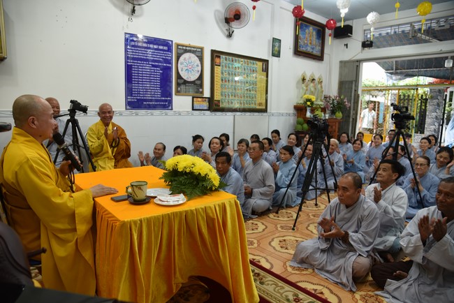 The 9th One-Day Retreat at Minh Chat ashram in Can Tho