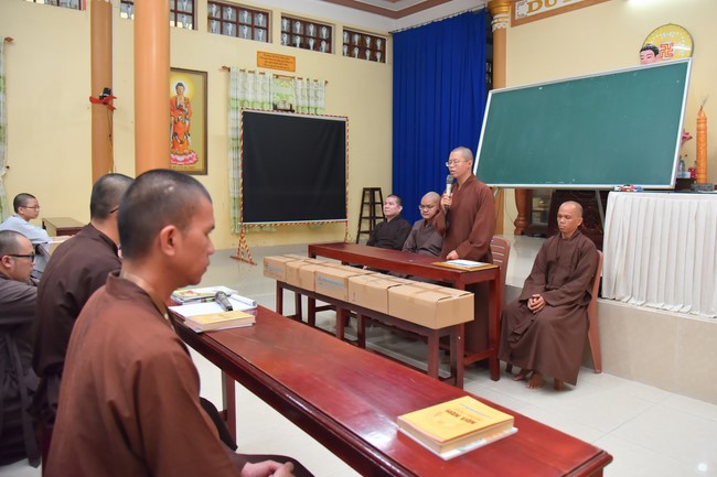Donating to Tien Giang province’s Buddhist Intermediate - College  School from NCT Education Talent Monk Fund