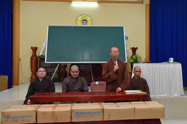 Donating to Tien Giang province’s Buddhist Intermediate - College  School from NCT Education Talent Monk Fund