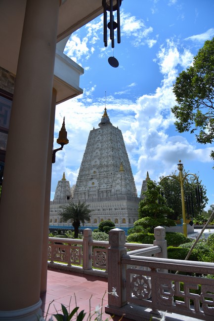 Donating to Tien Giang province’s Buddhist Intermediate - College  School from NCT Education Talent Monk Fund