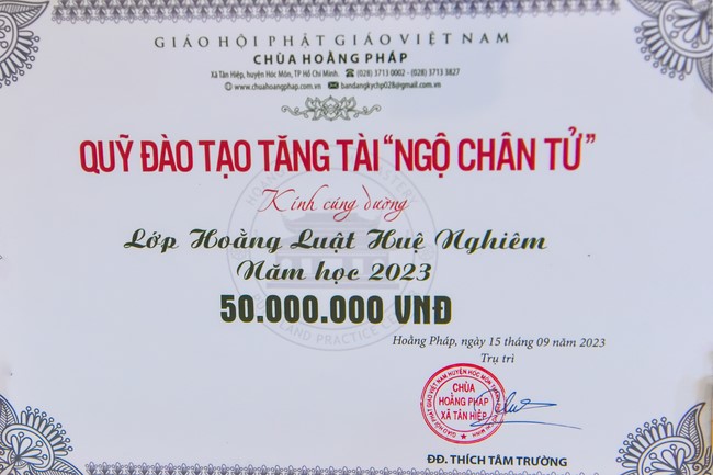 Donating to Law Propagation Class at Hue Nghiem Pagoda from NCT Education Talent Monk Fund