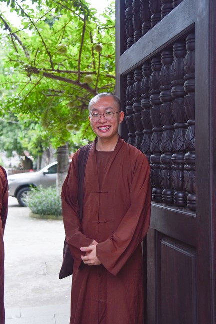 Donating to Law Propagation Class at Hue Nghiem Pagoda from NCT Education Talent Monk Fund