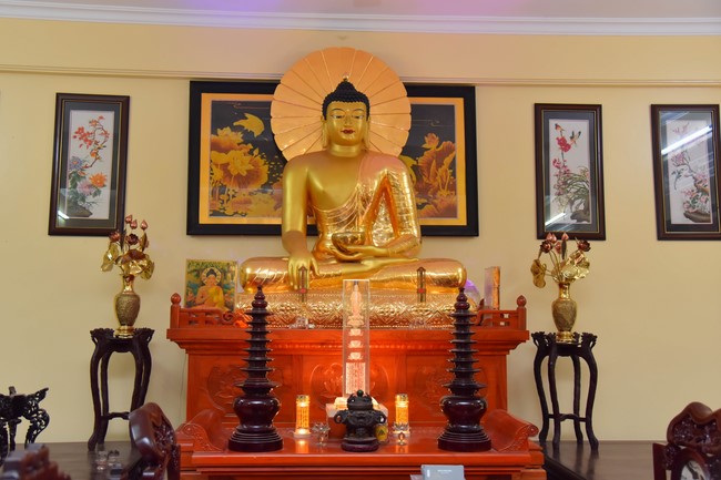 Donating to Law Propagation Class at Hue Nghiem Pagoda from NCT Education Talent Monk Fund