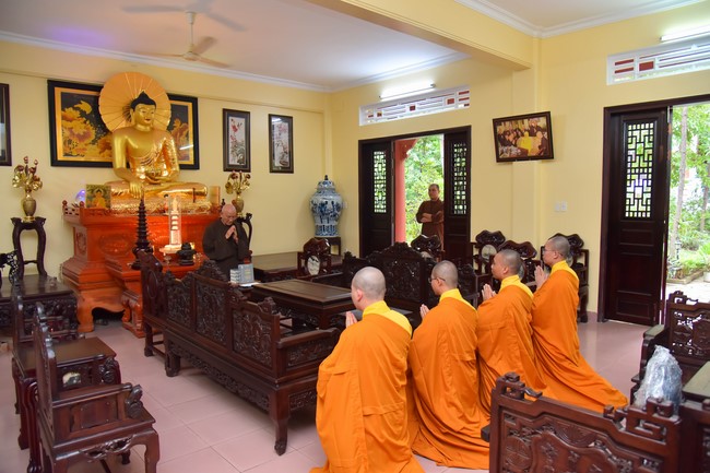 Donating to Law Propagation Class at Hue Nghiem Pagoda from NCT Education Talent Monk Fund
