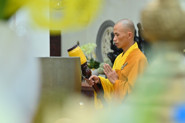 Prostrating five hundred names Bodhisattva Avalokitesvara