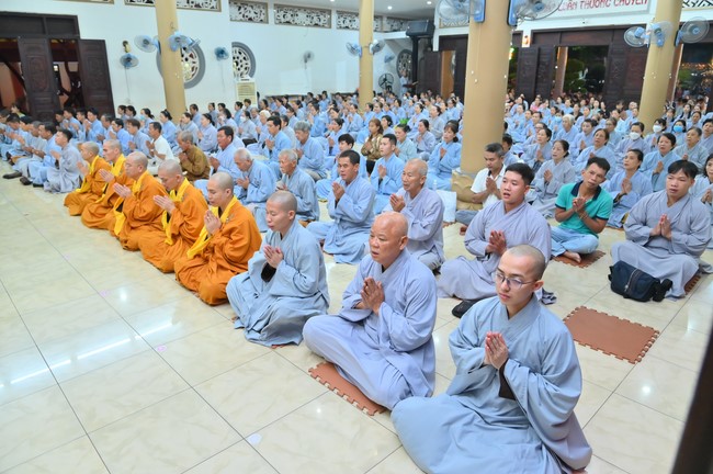 Prostrating five hundred names Bodhisattva Avalokitesvara