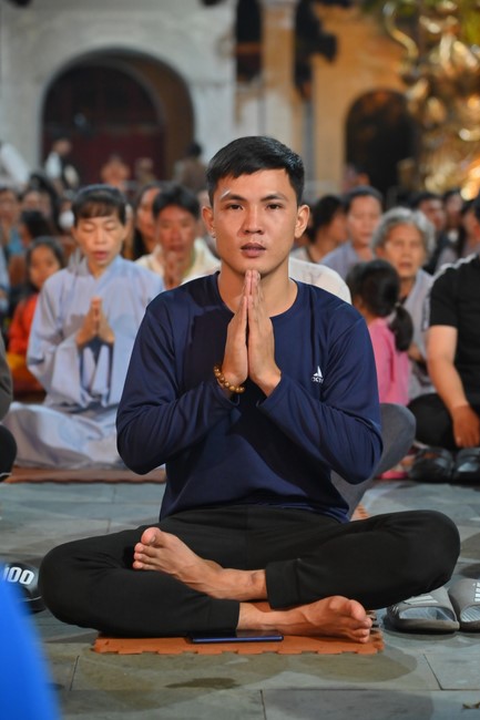 Prostrating five hundred names Bodhisattva Avalokitesvara