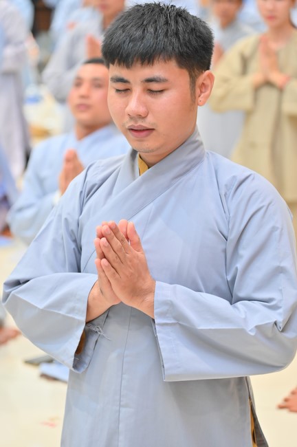 Prostrating five hundred names Bodhisattva Avalokitesvara