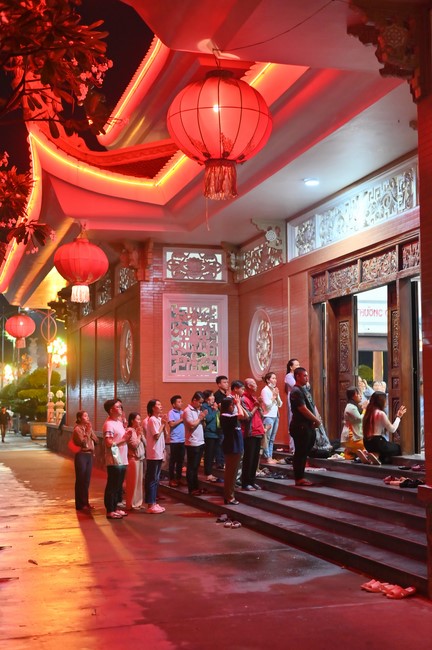 Prostrating five hundred names Bodhisattva Avalokitesvara