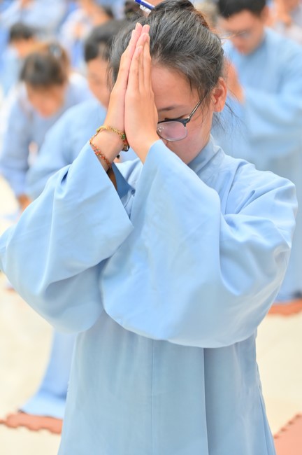 Prostrating five hundred names Bodhisattva Avalokitesvara