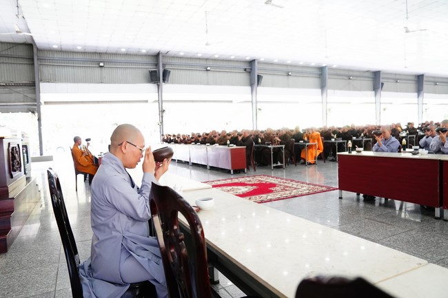 Donating to Vietnam Buddhist University in Ho Chi Minh City from NCT Talent Monk Fund