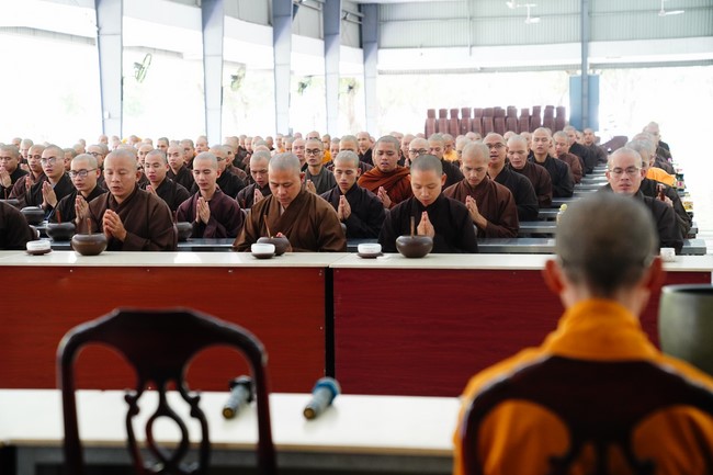 Donating to Vietnam Buddhist University in Ho Chi Minh City from NCT Talent Monk Fund