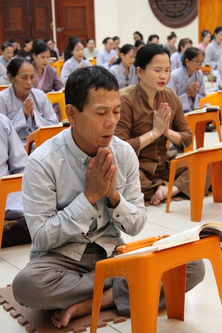 Repentance Ceremony at Giai Lam Pagoda - Ha Tinh