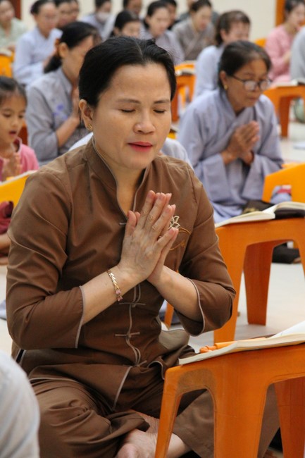 Repentance Ceremony at Giai Lam Pagoda - Ha Tinh