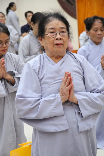 Repentance Ceremony at Giai Lam Pagoda - Ha Tinh