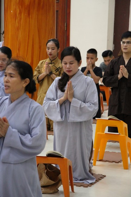 Repentance Ceremony at Giai Lam Pagoda - Ha Tinh