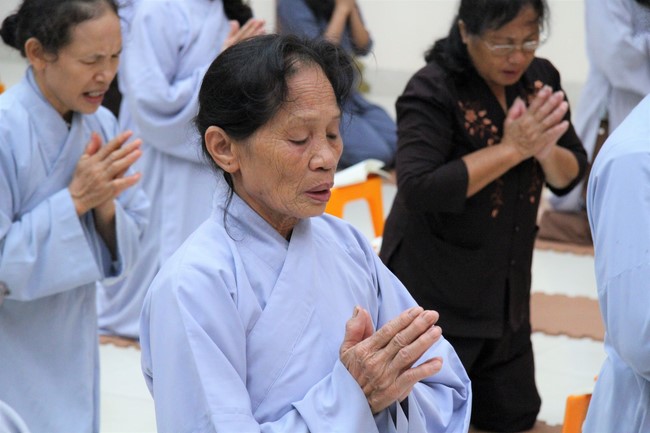 Repentance Ceremony at Giai Lam Pagoda - Ha Tinh