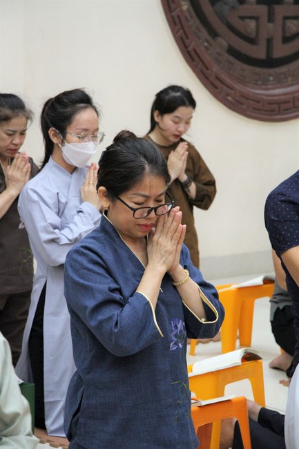 Repentance Ceremony at Giai Lam Pagoda - Ha Tinh
