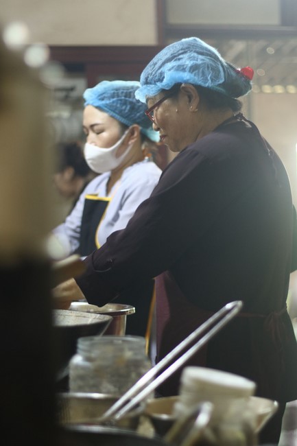 One- day Practice and a requiem ritual at Giai Lam Pagoda - Ha Tinh