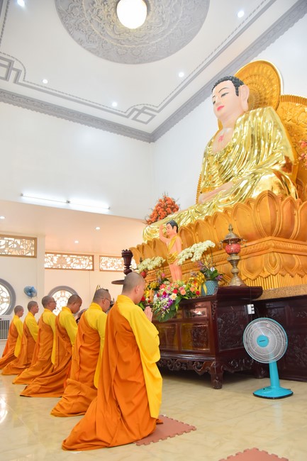 Wedding Ceremony at the pagoda
