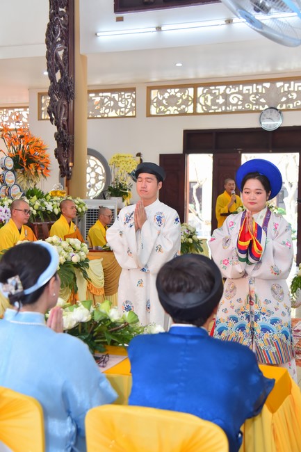 Wedding Ceremony at the pagoda