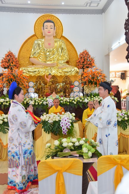 Wedding Ceremony at the pagoda