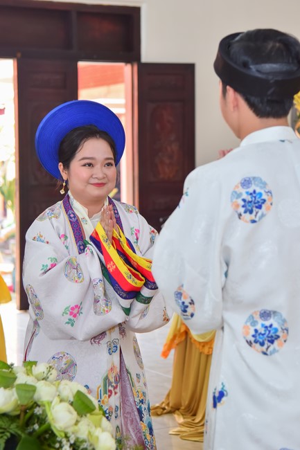 Wedding Ceremony at the pagoda