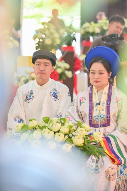 Wedding Ceremony at the pagoda