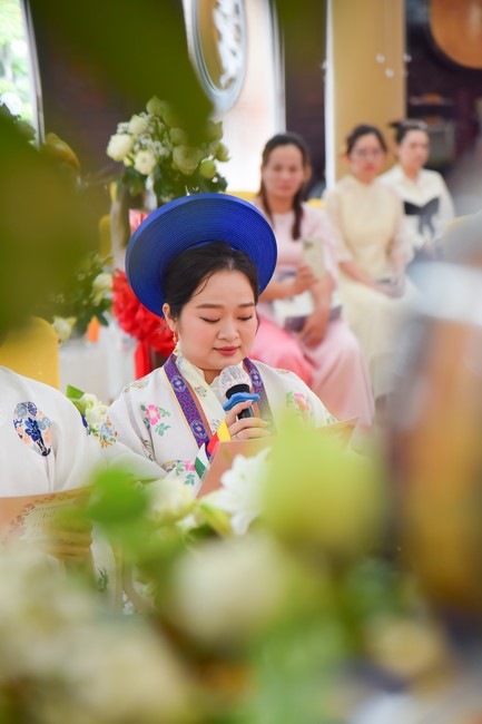 Wedding Ceremony at the pagoda